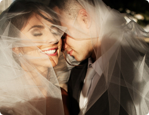 Creative Ideas for Unique Wedding Photo Shoots